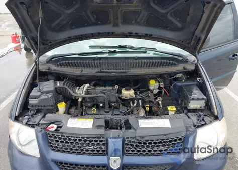 2004 Dodge Caravan Sxt from USA, damaged, VIN 1D4GP45R54B592193